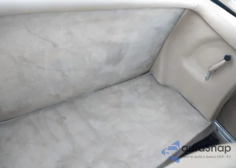 1985 Mercedes-Benz 380 Sl из США, поврежденный, VIN WDBBA45C6FA022313